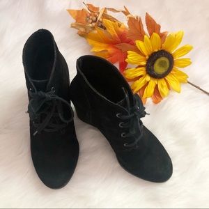 Lucky Brand Black Suede Bootie ankle boot size 7